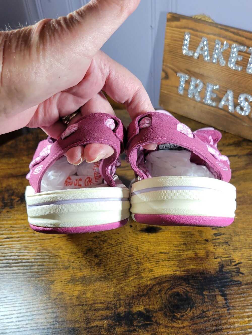 KEEN Pink Outdoor lace Sandals anatomical footbed size 7 - Picture 9 of 14